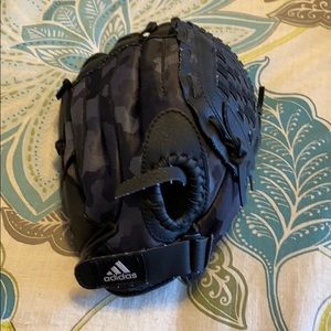 11in boys Adidas baseball glove.  Black camo.